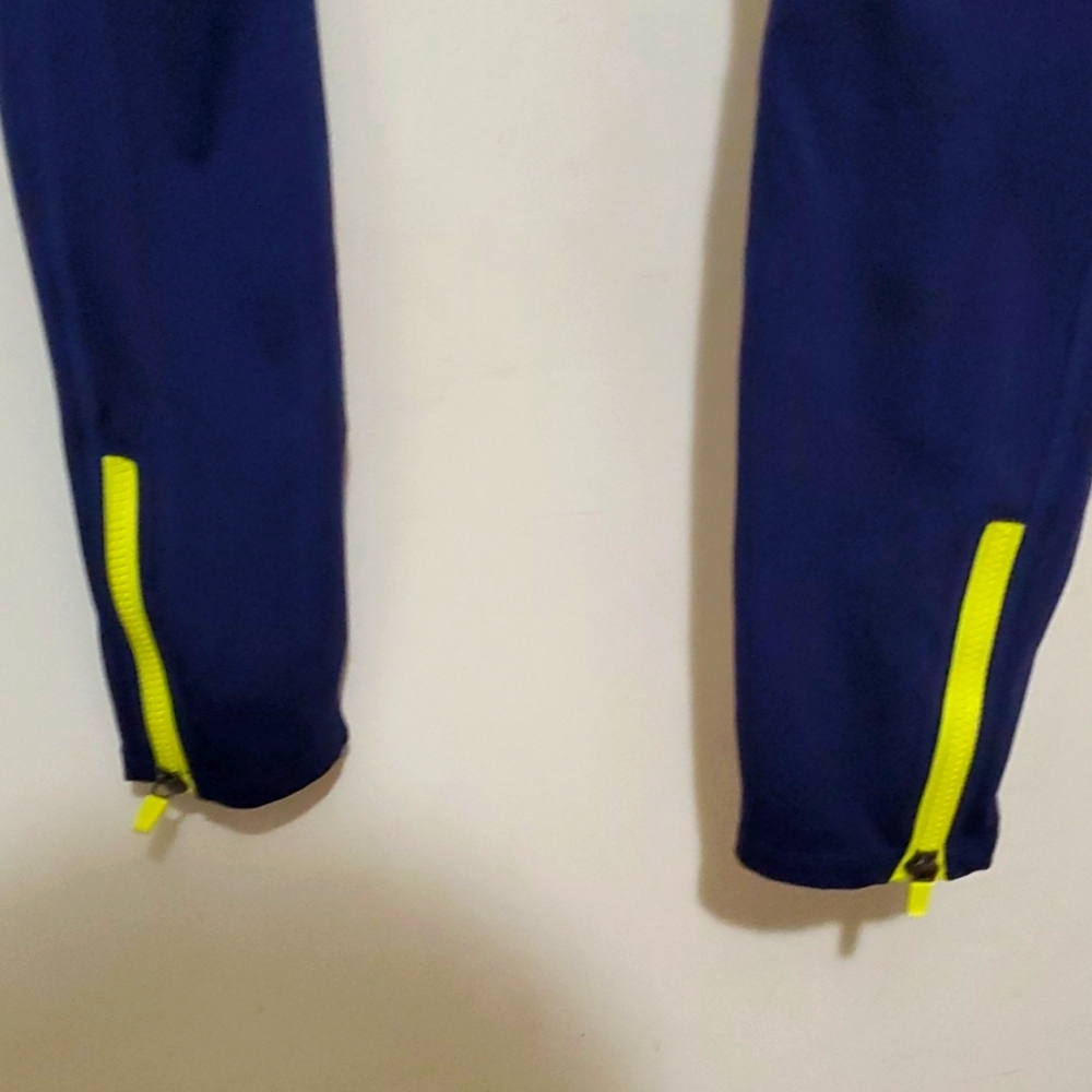 Fabletics Women's Motion 360 Trinity High-Waisted Navy Utility Legging Sz XS - Picture 6 of 10